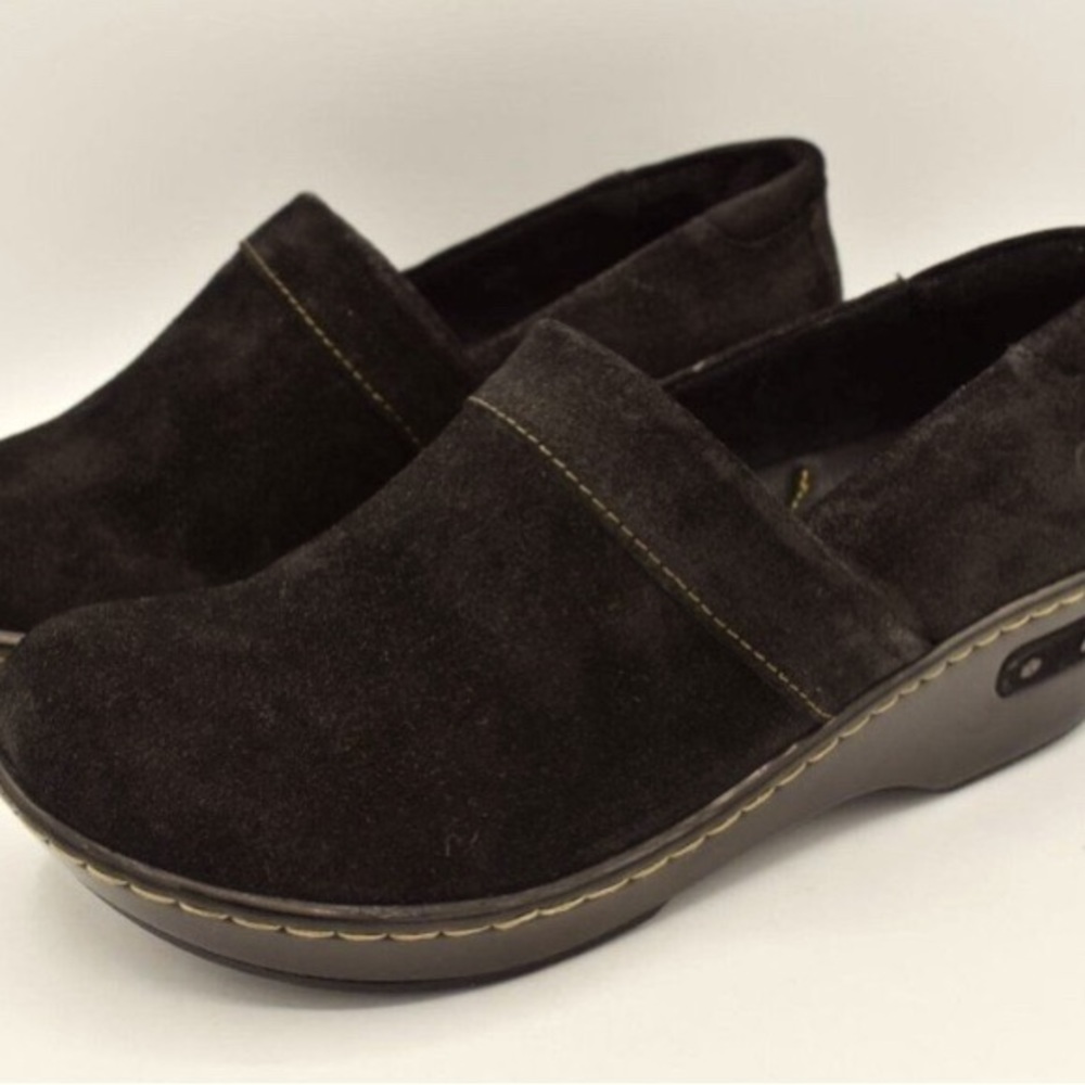 Born Womens Size 8.5 Bailie Black Suede Leather Closed Back Slip On Casual Clogs